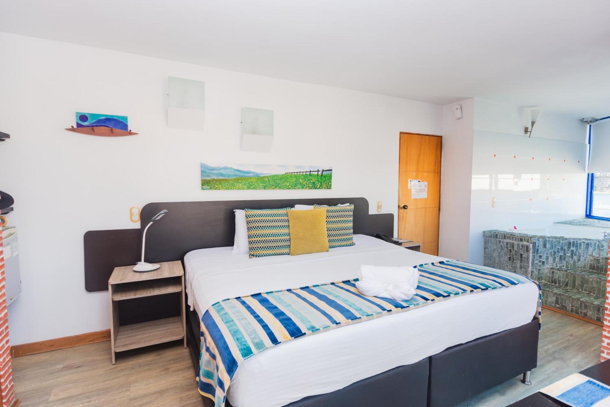 Hotel Guatatur Guatapé Eksteriør billede