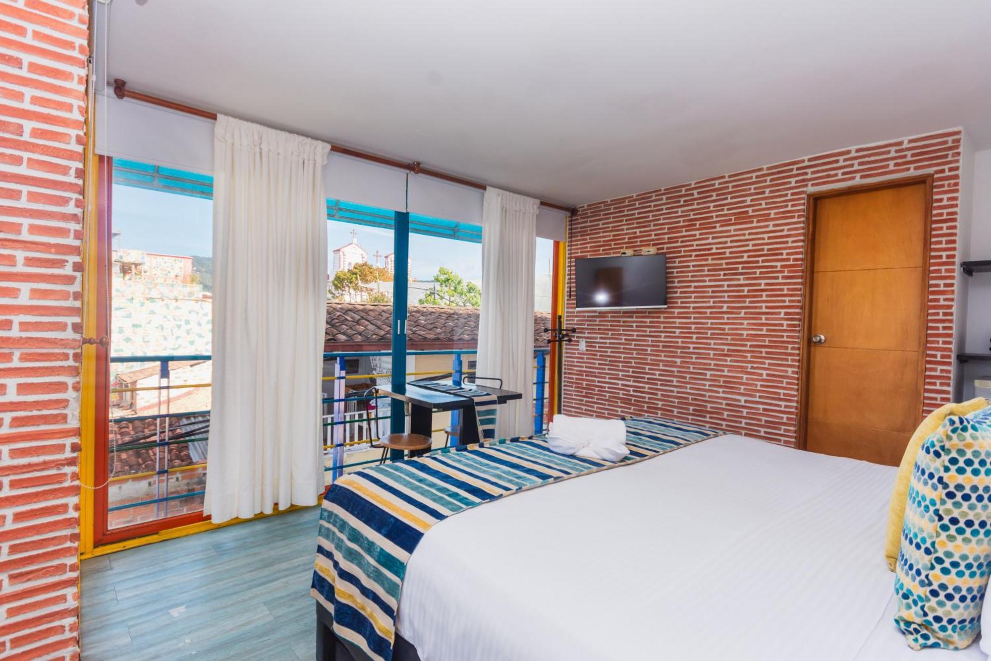 Hotel Guatatur Guatapé Eksteriør billede