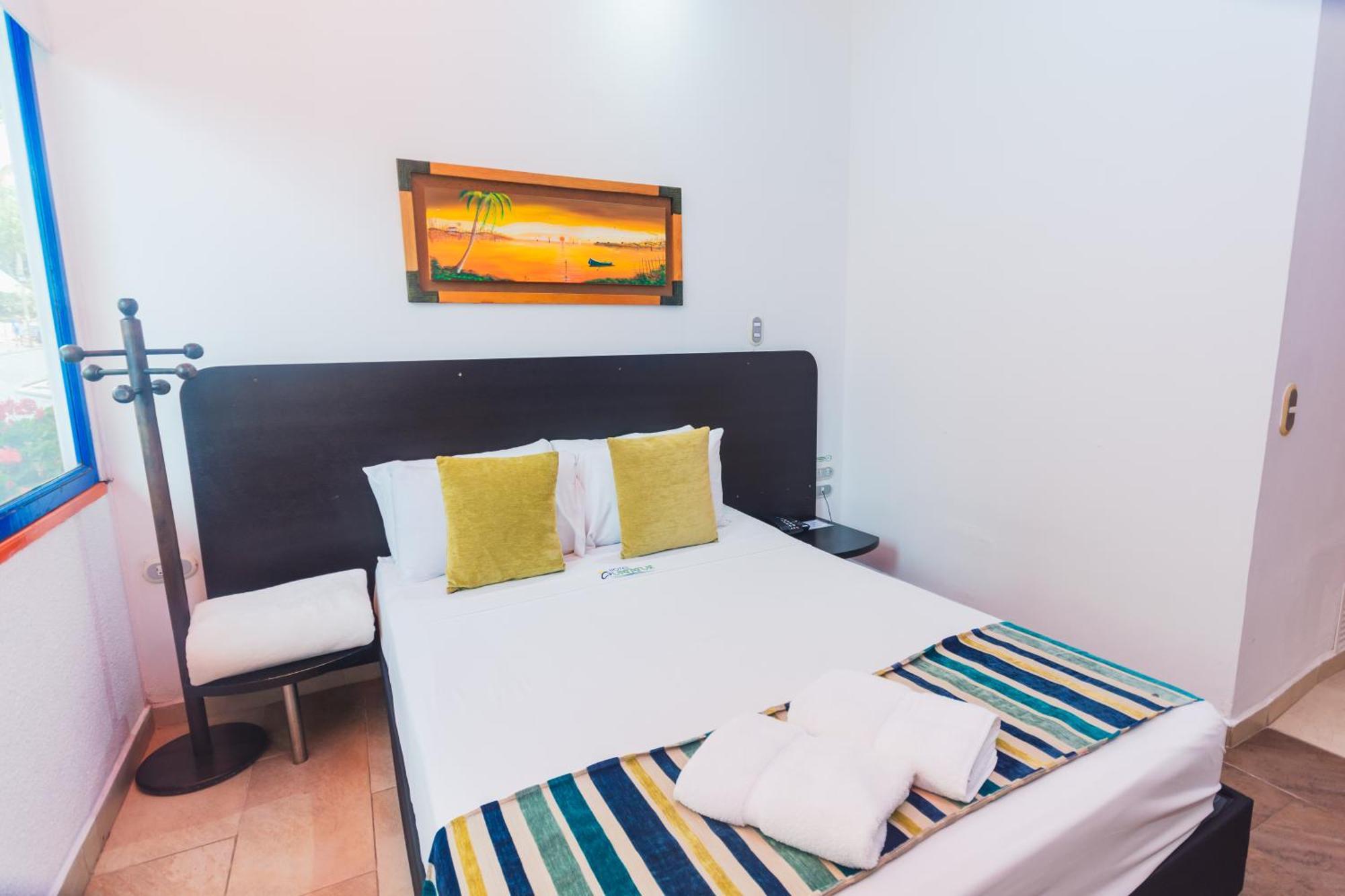 Hotel Guatatur Guatapé Eksteriør billede