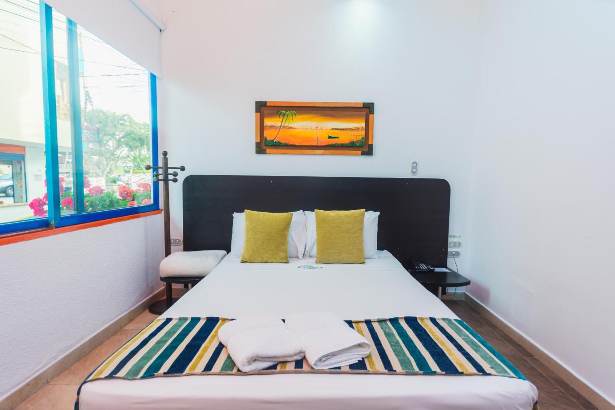 Hotel Guatatur Guatapé Eksteriør billede