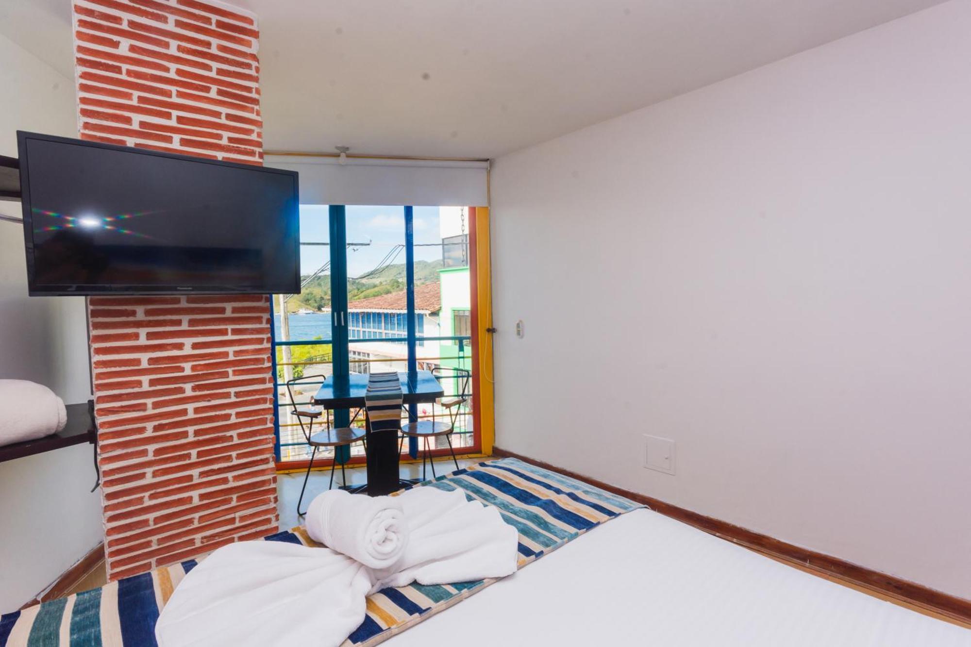 Hotel Guatatur Guatapé Eksteriør billede